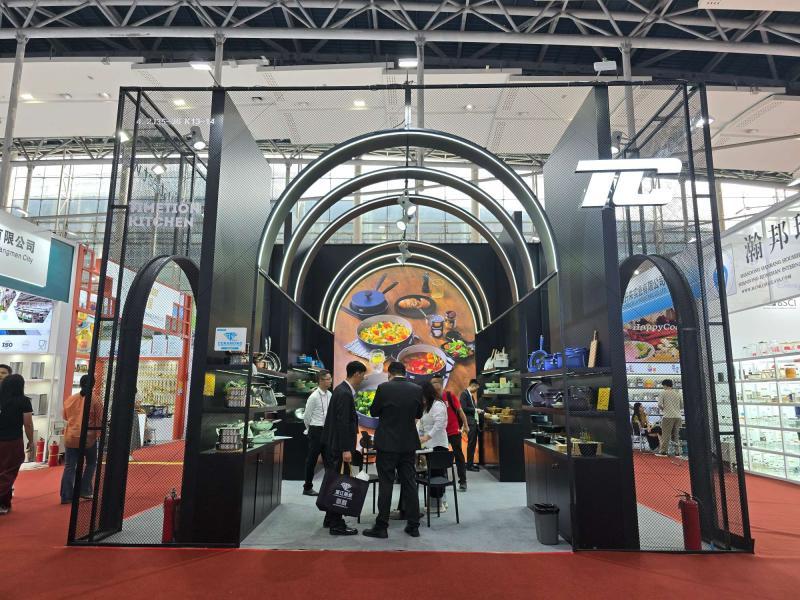 浙江泰辰厨具股份有限公司的第136届获奖广交会展位设计搭建图片 浙江泰辰厨具股份有限公司的第136届获奖广交会展位设计搭建图片