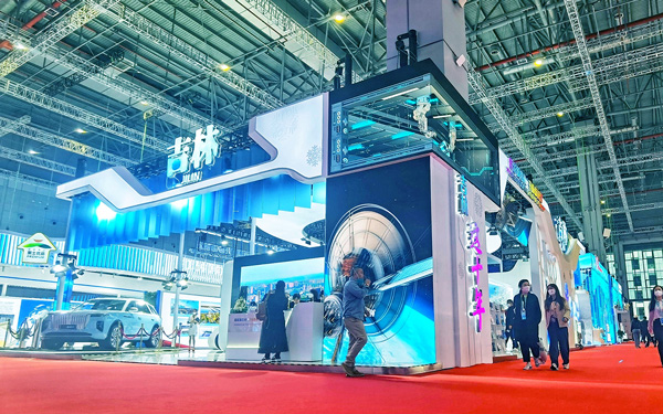 汽车展会设计制作:如何巧妙融入科技元素显高级?