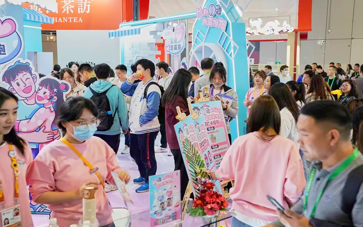 利用色彩搭配提升上海展台的情感共鸣:马卡龙色系触发青春共鸣 利用色彩搭配提升上海展台的情感共鸣:马卡龙色系触发青春共鸣