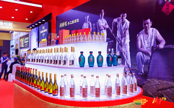 在糖酒会展会布置中,如何通过视觉陈列吸引顾客?